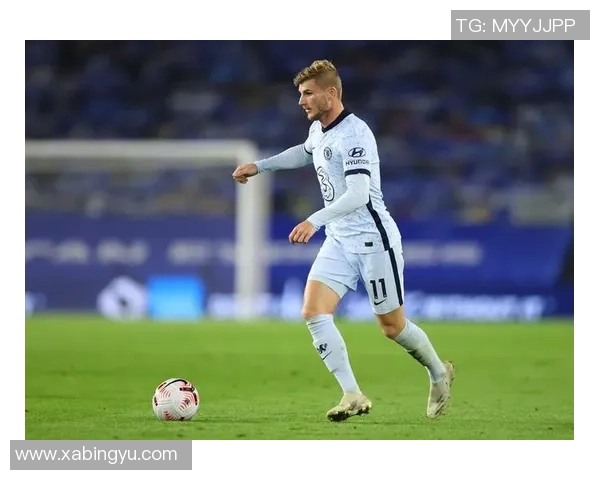 兰帕德引领足球明星实力榜单前列探索其技术风格与职业生涯成就 兰帕德引领足球明星实力榜单前列探索其技术风格与职业生涯成就