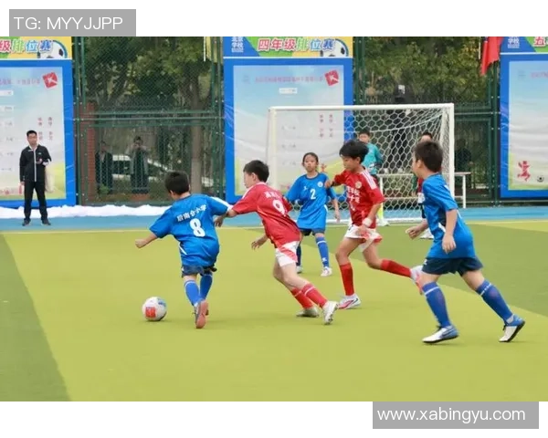 当昔日绿茵传奇再度登场以光影之梦重燃足球激情 当昔日绿茵传奇再度登场以光影之梦重燃足球激情