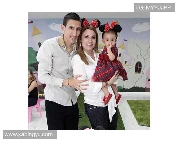 足球巨星儿子们的搞笑瞬间集锦 父子默契与趣事全记录 足球巨星儿子们的搞笑瞬间集锦 父子默契与趣事全记录